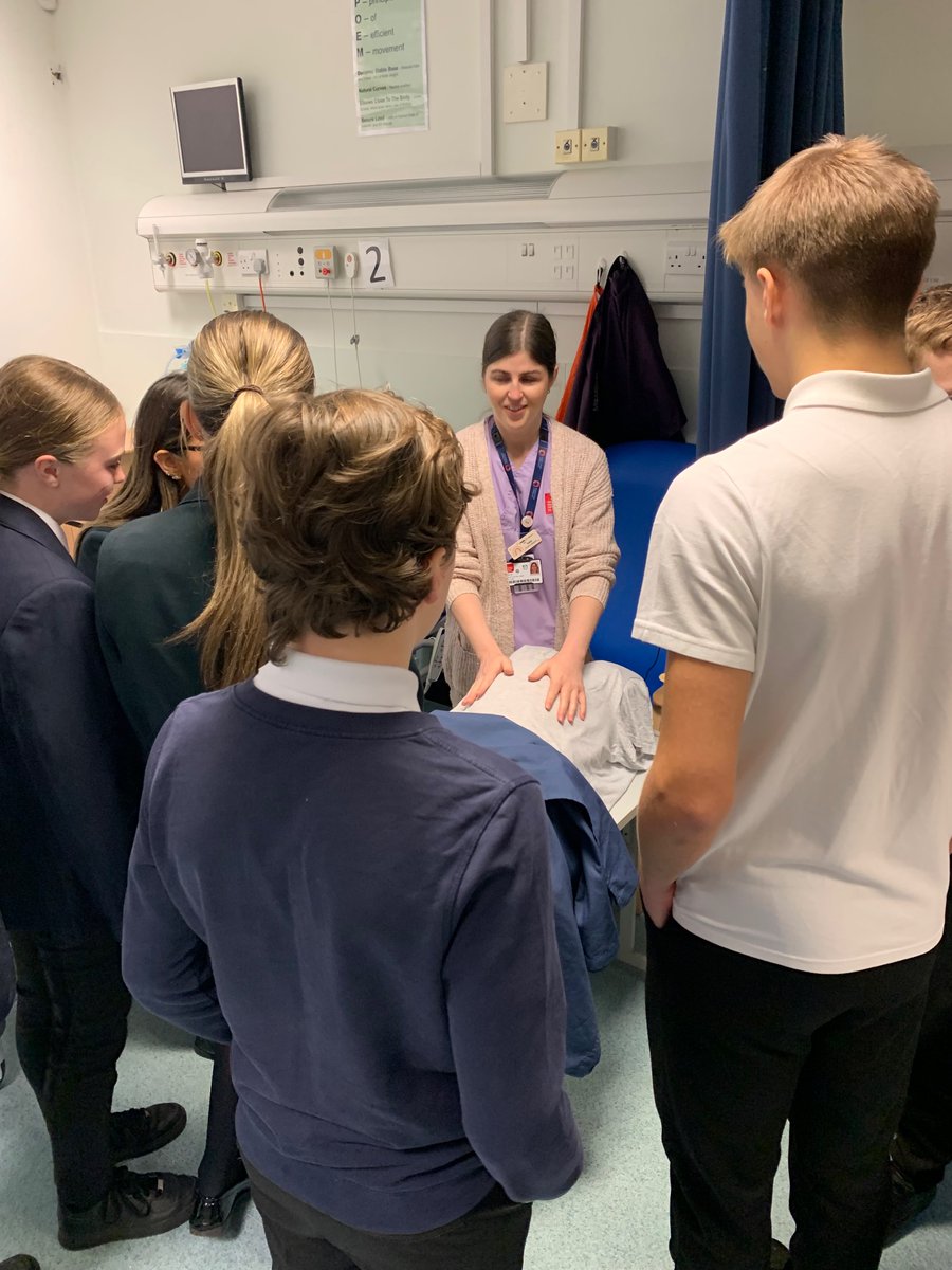 AfonTafTech's tweet photo. The Healthcare taster day at the University of South Wales was thoroughly enjoyed by all those who attended. @AfontafHigh #Teamtâf https://t.co/lbXQxYGE62
