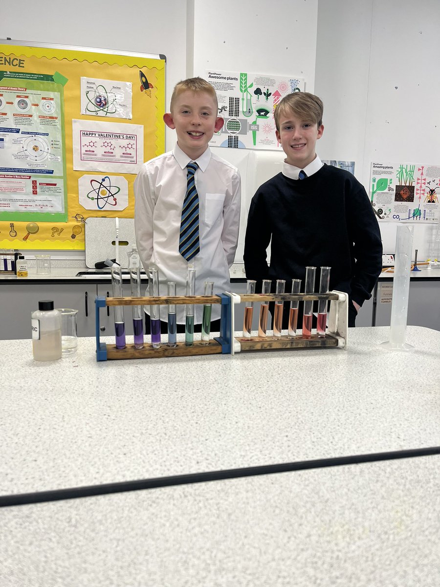 Mrs Mazzoni 🧪👩‍🔬🧬 tweet media