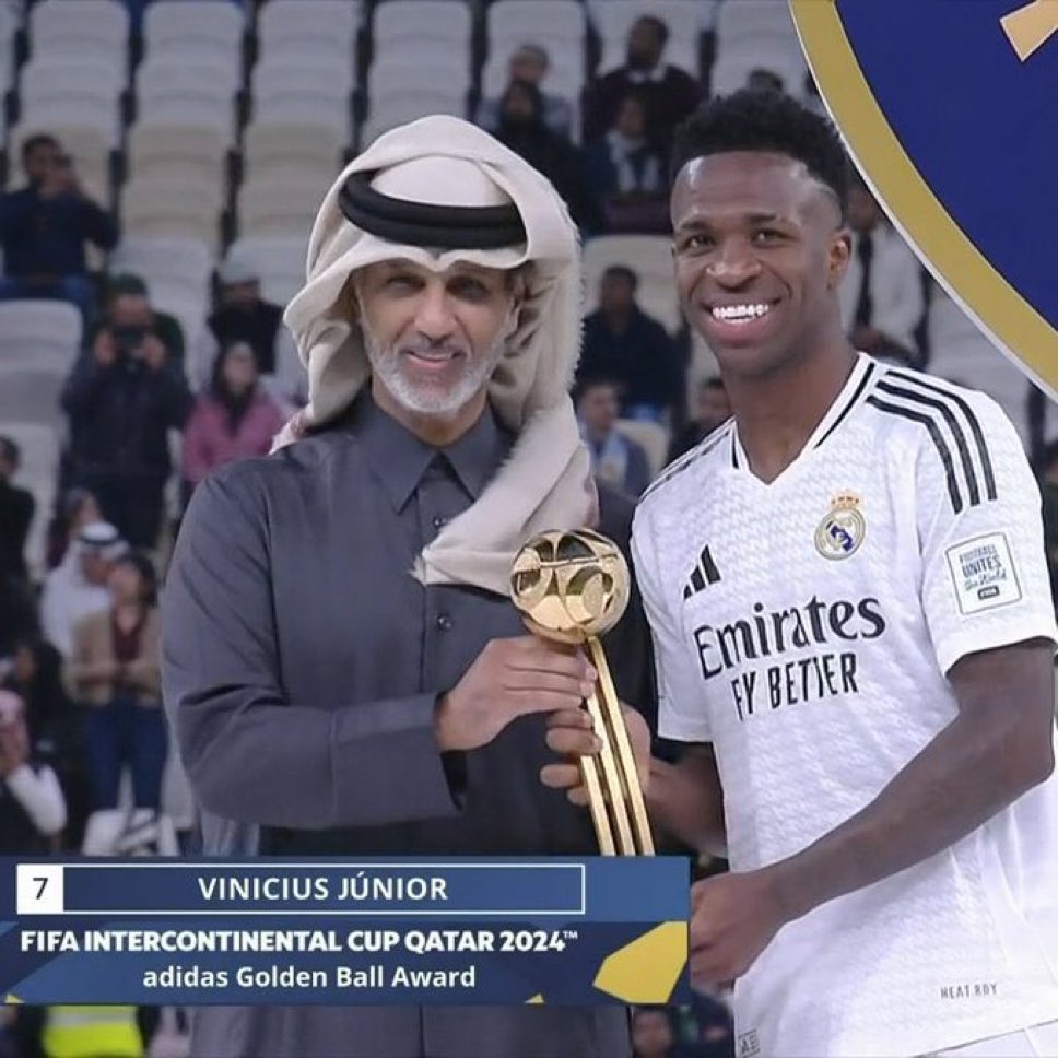 A__yabo's tweet photo. Two awards in one night, SIMPLY THE BEST IN THE WORLD.

We are witnessing an all timer guys. Vinicius jnr 🔥🔥 https://t.co/rako5QjFjJ