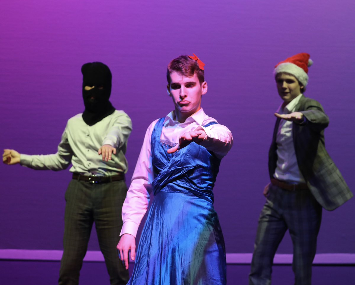 mgs_1515's tweet image. Year 13 pupils from the School Officer Team delivered a highly entertaining #pantomime, Snow White and the Seven Prefects, to a packed audience of Lower School pupils this afternoon. There were talking trees, a fairy godmother, and even guest appearances from teachers and pupils.