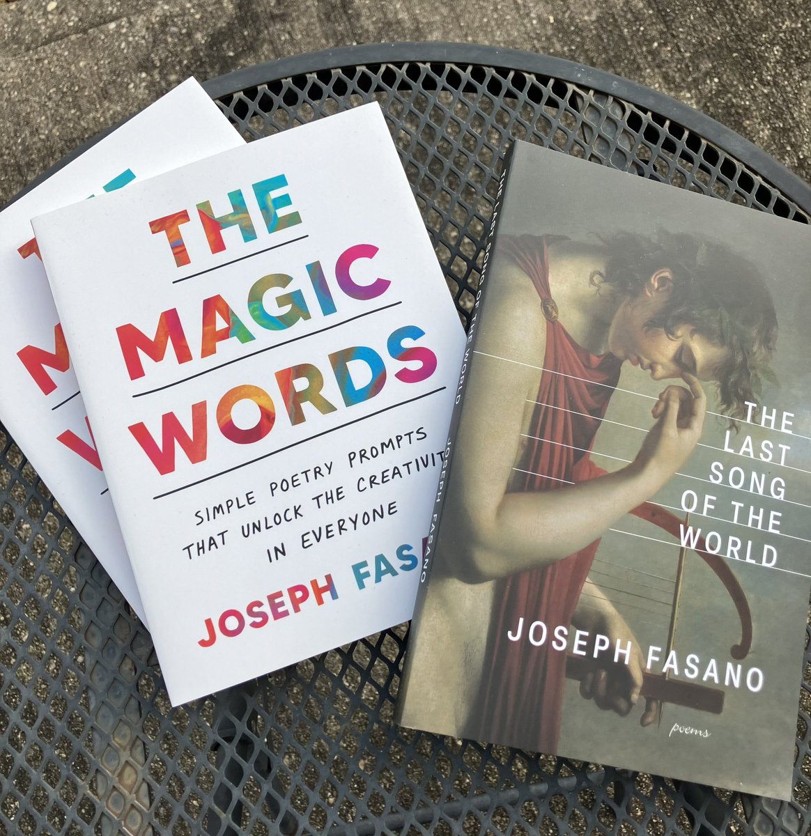 I'm *giving away* 3 free, signed books for the holidays! To enter the drawing, just like or repost this so I see you. Let me know in the comments which of the two titles you're aiming for.

Much love to you all. —JF