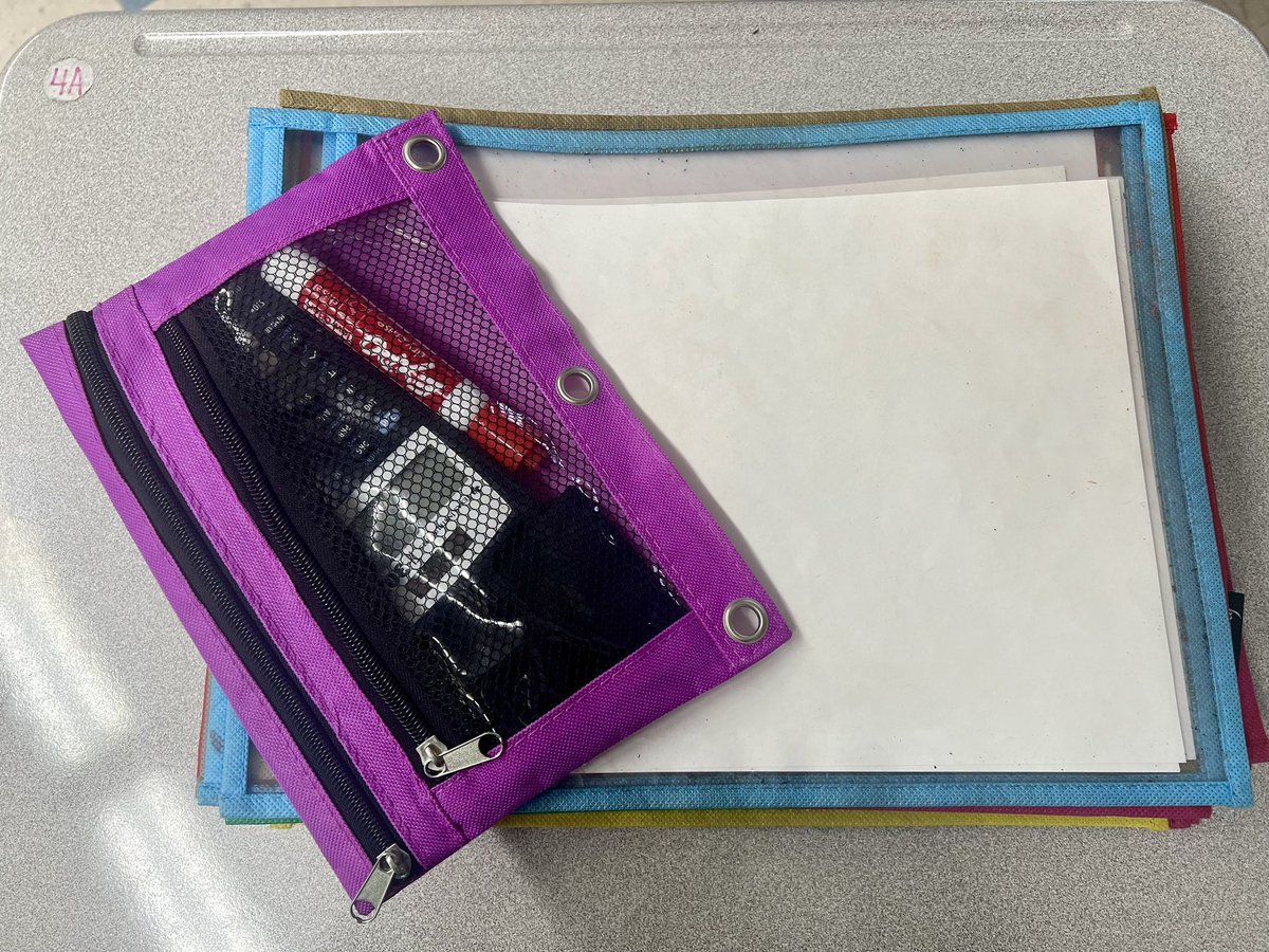 Mini whiteboards are one of the most effective tools for real-time formative assessment. They make learning visible, foster participation, and allow for immediate feedback. Here's how they can transform your teaching. 🧵⬇️