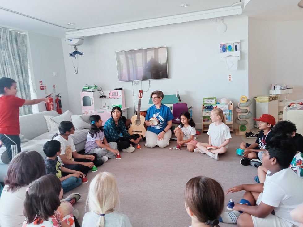 alexanderdevine's tweet image. On the sixth day of our 12 Days of Christmas, let’s have a look at six reasons why music means so much to us at Alexander Devine. 

alexanderdevine.org/2024/12/12-day… 

#12DaysOfChristmas #TeamDevine #Christmas #ChildrensHospice #Charity #Music