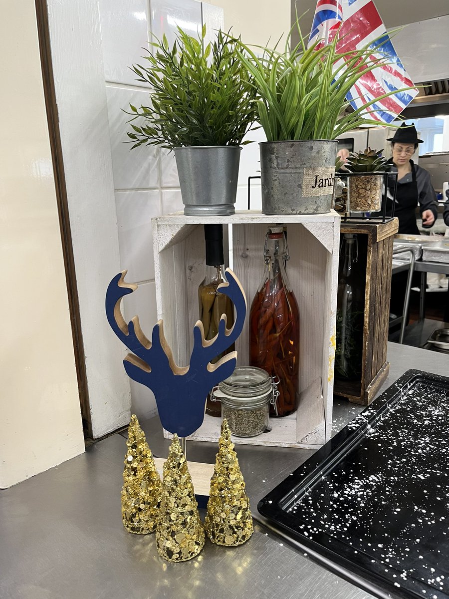 Katherine Bridge tweet media