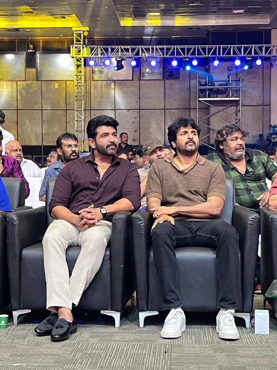 thatdigitalmonk's tweet photo. #SivaKarthikeyan, at the audio launch of #Bala's #Vanangaan starring #ArunVijay.
#Bala25 #25YearsOfBala #GVPrakashKumar #SamCS #GVPrakash #SK https://t.co/LMWPiucfIH