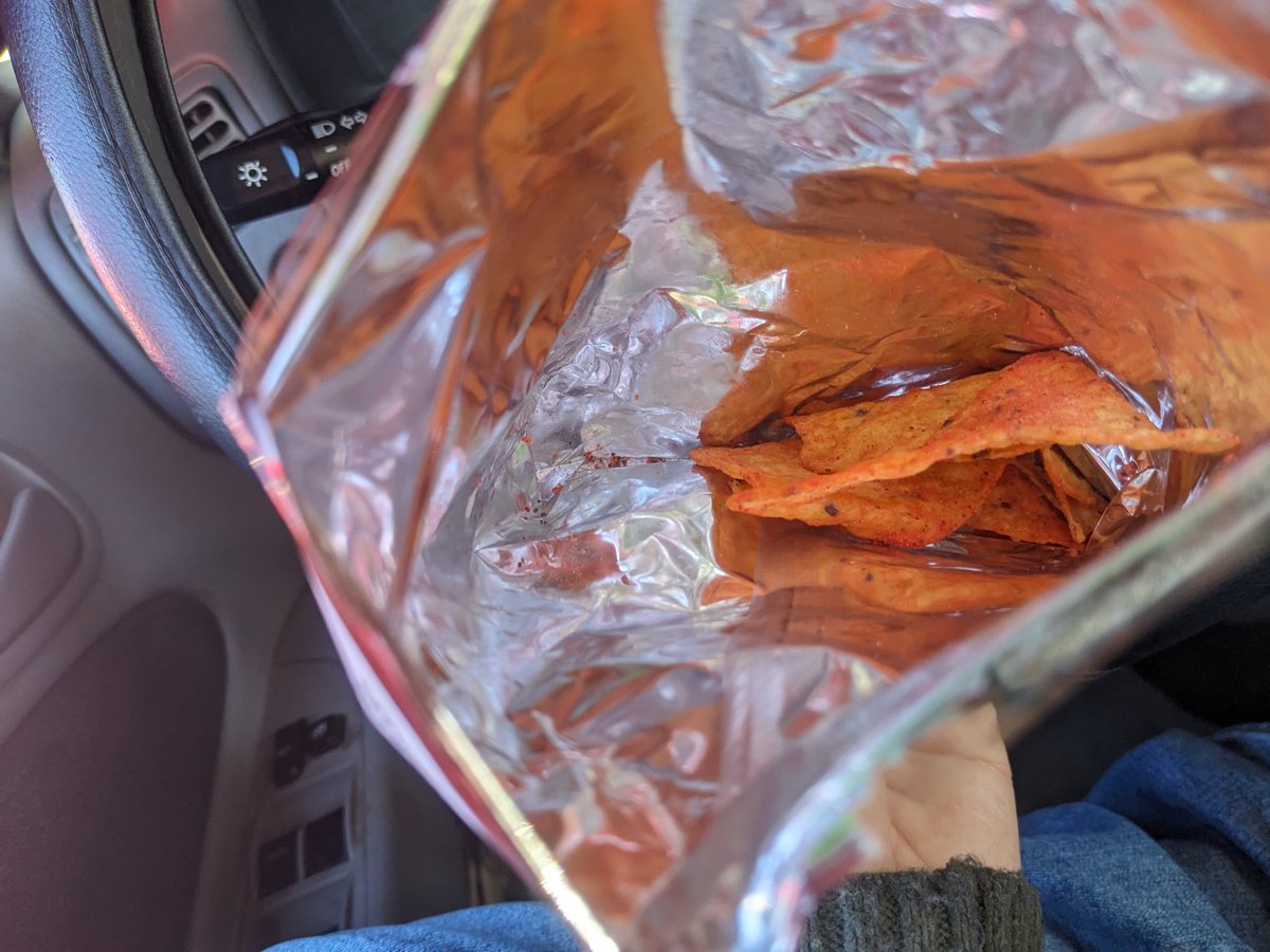 lowercasejae's tweet photo. Hey @Doritos I know times are tough but come on. 

This is three (3) whole chips in a snack bag. https://t.co/juQUFcj9v2