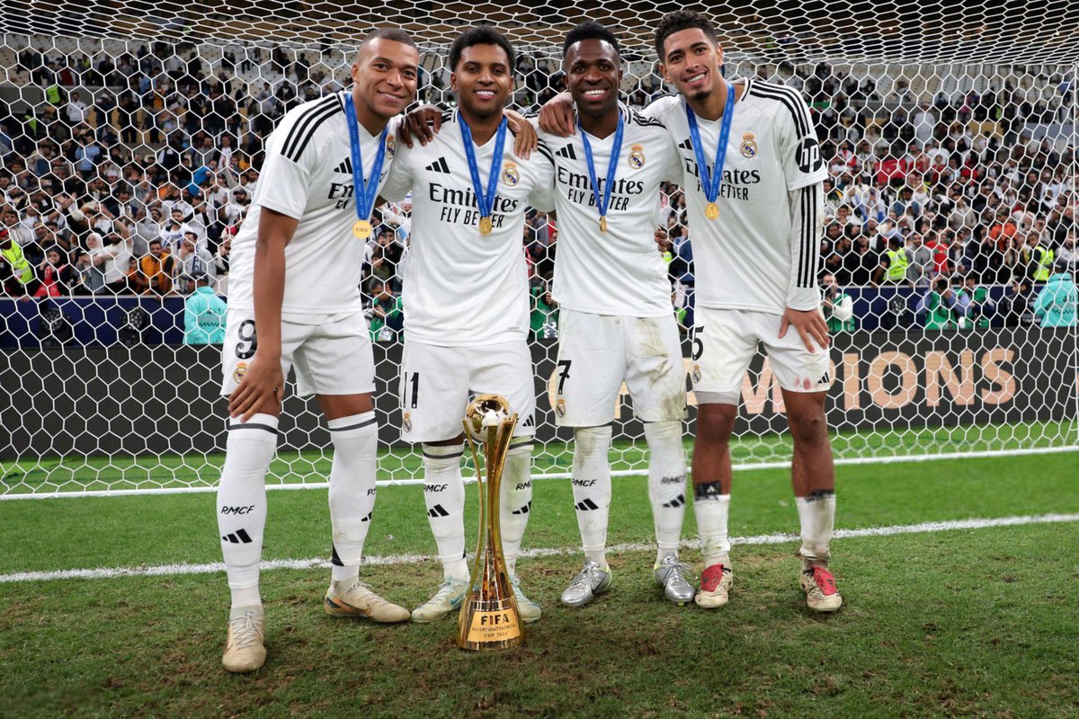 madrid_total2's tweet photo. LA FOTO 4k DE MBAPPÉ, VINICIUS, RODRYGO Y BELLINGHAM.

LOS 4 FANTÁSTICOS! https://t.co/cXB7sm684r