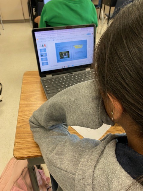 CarterReads tweet media