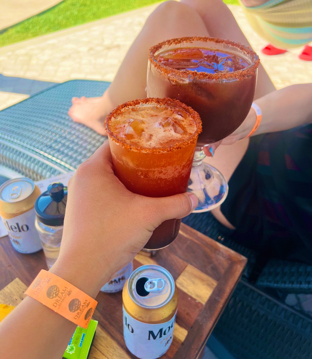ctrevio1's tweet photo. 🌊🐚🥥 https://t.co/2QIxzqKfno