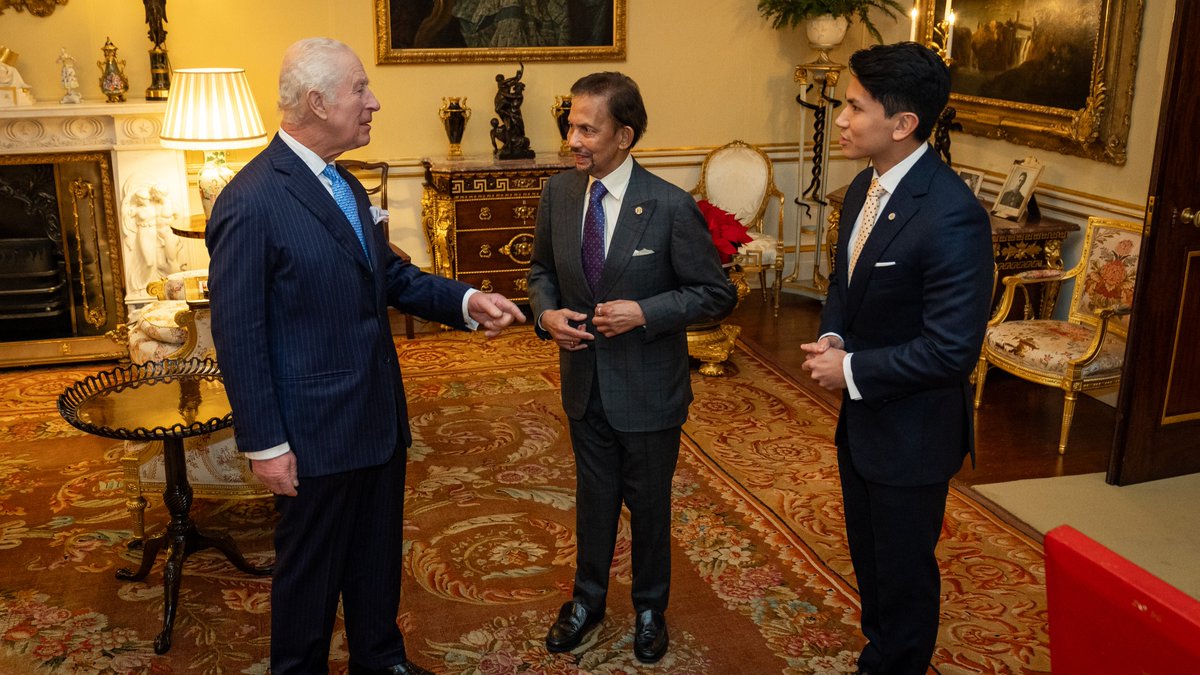 🇬🇧🇧🇳 Today, The King had a visit from The Sultan of Brunei Darussalam, accompanied by Prince Mateen of Brunei Darussalam.