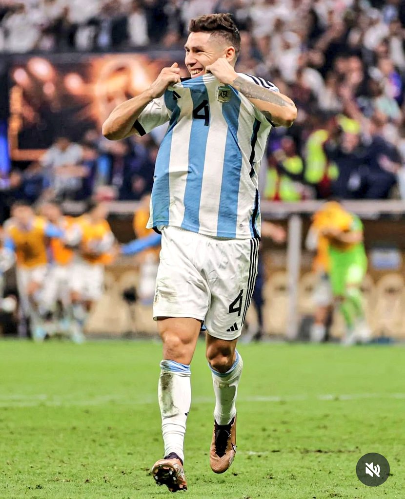 SergioMiyagi's tweet photo. #18/12/22
#SomosTodosMontiel
Vamos @Argentina 
@RiverPlate 
A dos años de un momento épico 🇦🇷❤️🏆 https://t.co/yceyxBm8Ye
