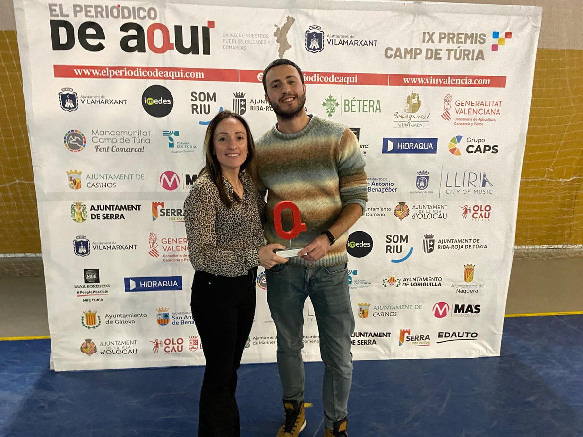 Gràcies a <a href="/aquituria/">El Periódico de Aquí del Camp de Túria</a> per este reconeixement a la trajectòria de l'Associació Cultural. 

#20anysAljama #premisepda #CampdeTúria