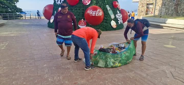 Promotora de Playas Acapulco tweet media