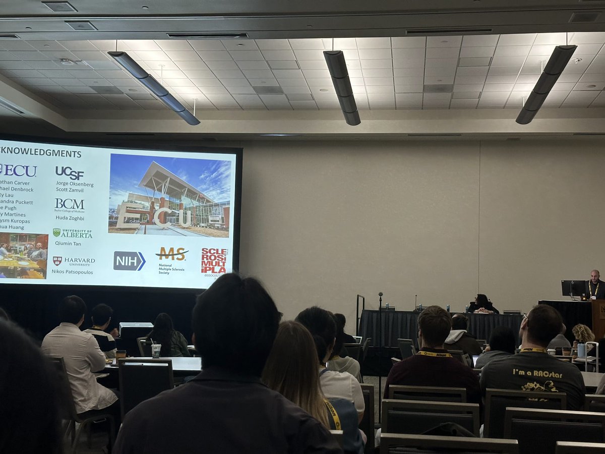 DidonnaLab's tweet image. It was an honor to present my research in an outstanding neuroimmunology session moderated by @AkassoglouLab #CellBio