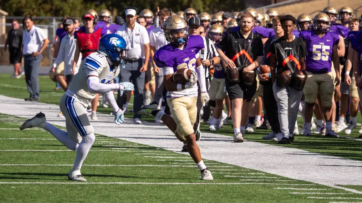 After a great conversation with <a href="/CoachHLorasFB/">Steve Helminiak</a> I am blessed to have received an offer from <a href="/LorasCollegeFB/">Loras Football</a> #AGTG 🙏🏽🙏🏽 <a href="/MCHS__FBALL/">Spartan Football</a> <a href="/LopezMchs/">CoachLopezMCHS</a> <a href="/MSarek/">Coach Sarek MC</a> <a href="/CoachFlemingMC/">Jason Fleming</a> <a href="/coolc815/">Coach CC</a>