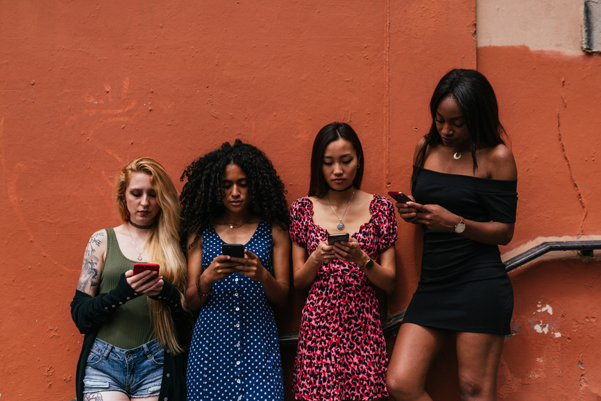 I just posted a super-simple how-to guide for online community governance—basically just inviting communities to start with some important, often-neglected basics. If you know anyone who might appreciate this, please share! colorado.edu/lab/medlab/202…