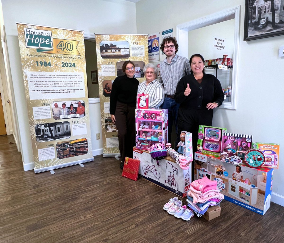 A heartfelt thank you to The Children's Movement of Florida for supporting our holiday program by adopting a family for Christmas. We are truly grateful for your generosity, and we know these gifts will bring so much joy to the children! 💚