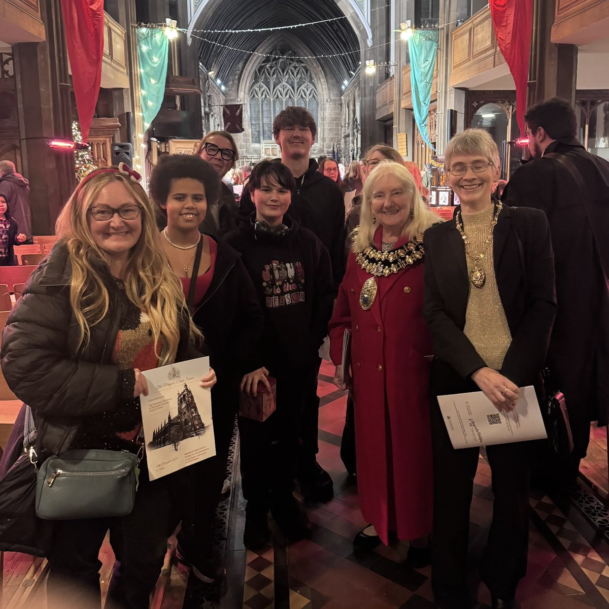 We had the best time at the Mayors Carol Service this evening :) Thank you Cllr Wyatt, Rector Blunt and Bishop Sam for making the teens so welcome!