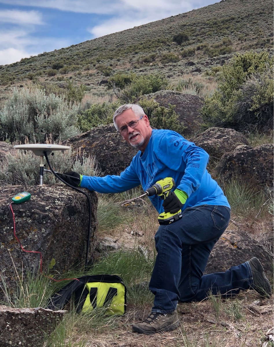 theNASciences's tweet image. Newly elected #NASmember Geoffrey Blewitt of @NVGeodeticLab conducts research in wide-ranging subjects, including geodesy and #geophysics, and the search for dark matter and multi-messenger #astrophysics. Read more: ow.ly/rBag50UrYEA