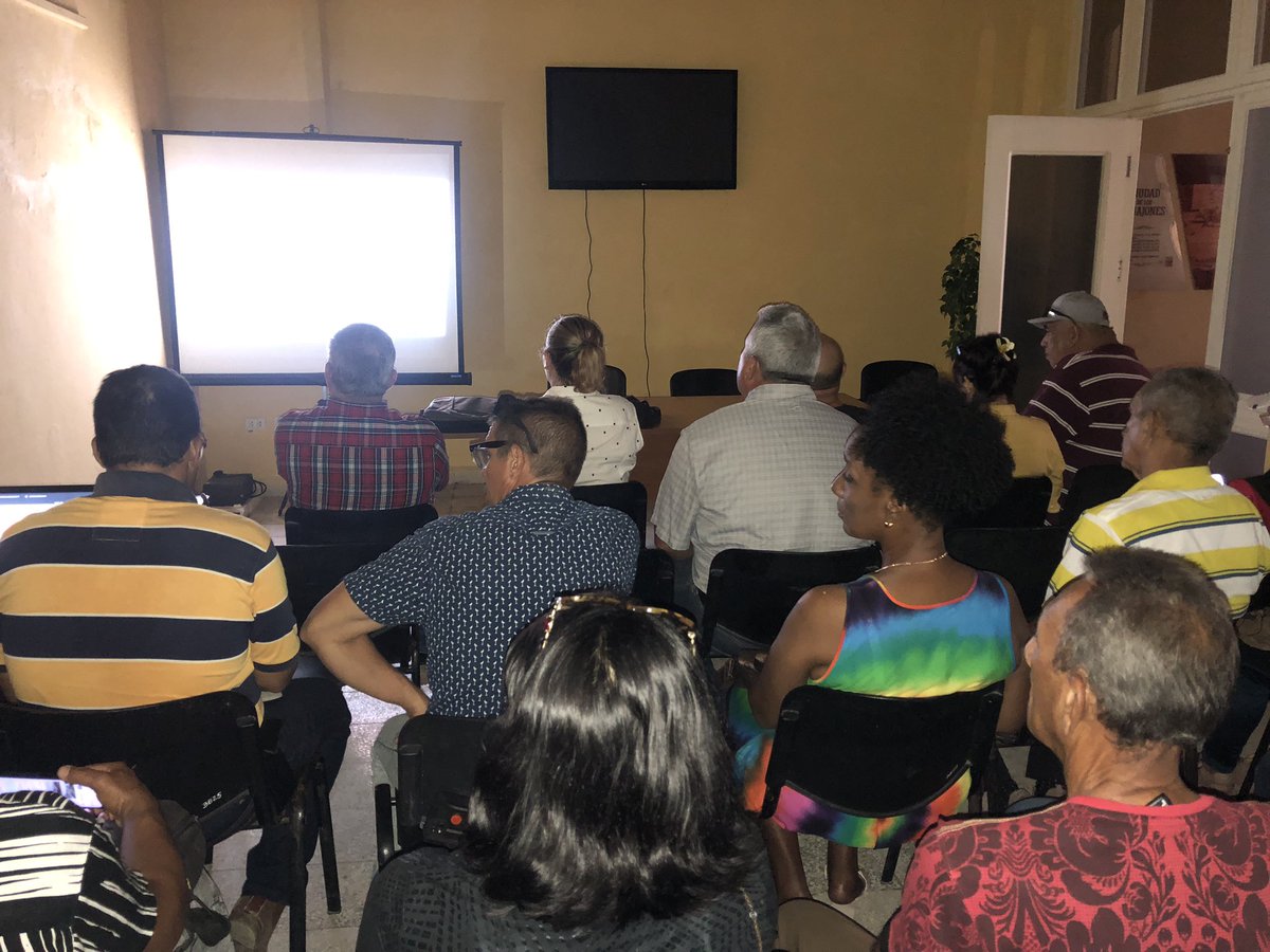 Hoy en la mañana se realizó el consejo de dirección de la empresa #emroh Cuito Cuanavales en el cual estuvo presente la delegada de #recursoshidráulicos , se acordaron varios temas de vital importancia para la entidad y sus funciones #hidrored #Camaguey #CubaPorLaVida