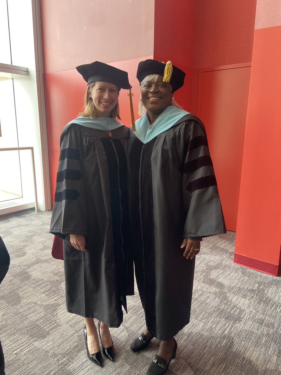 Sara Lilley tweet media