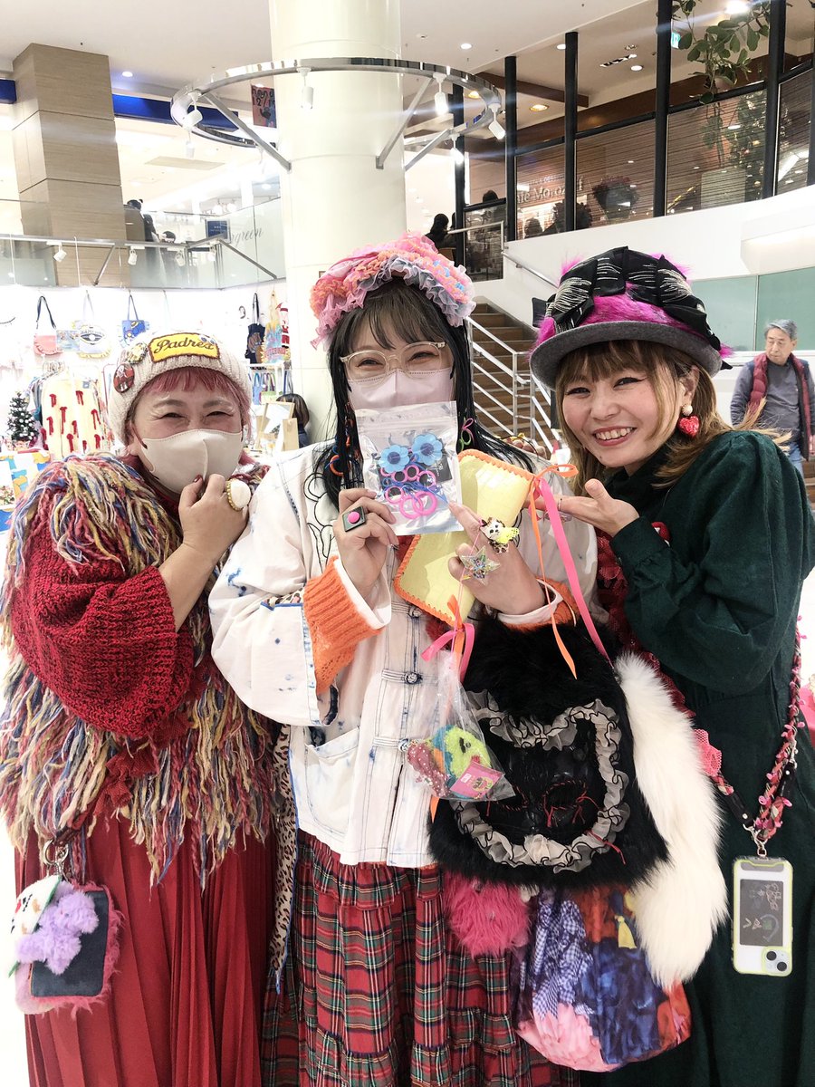 yuasa_yukiko's tweet photo. さんちかホール　ハンドメイドラバーズ有難うございました♪

#さんちかホール https://t.co/Yl8KPXSZx9