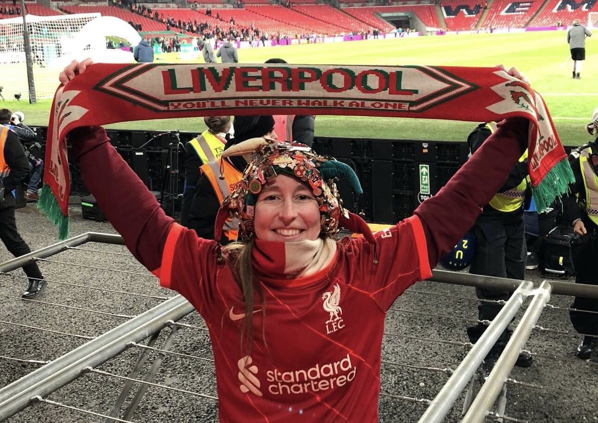 Please if anyone has found this scarf in Southampton after the <a href="/Carabao_Cup/">Carabao Cup</a> quarter final <a href="/yates/">Carl Yates Perry</a> Southampton I’ve had it since I was a kid! Please help me find it 🙏🏼🙏🏼 <a href="/SouthamptonFC/">Southampton FC</a> <a href="/LFC/">Liverpool FC</a> <a href="/Yates_Queen_SQ/">Yates's Queen Square</a> #lfc #liverpoolfc