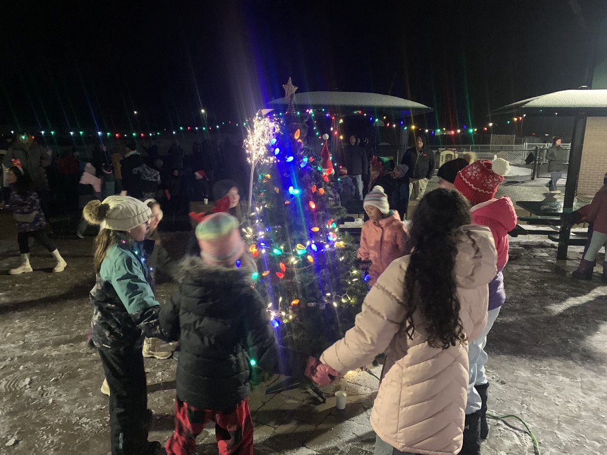 Melissa Boyer tweet media