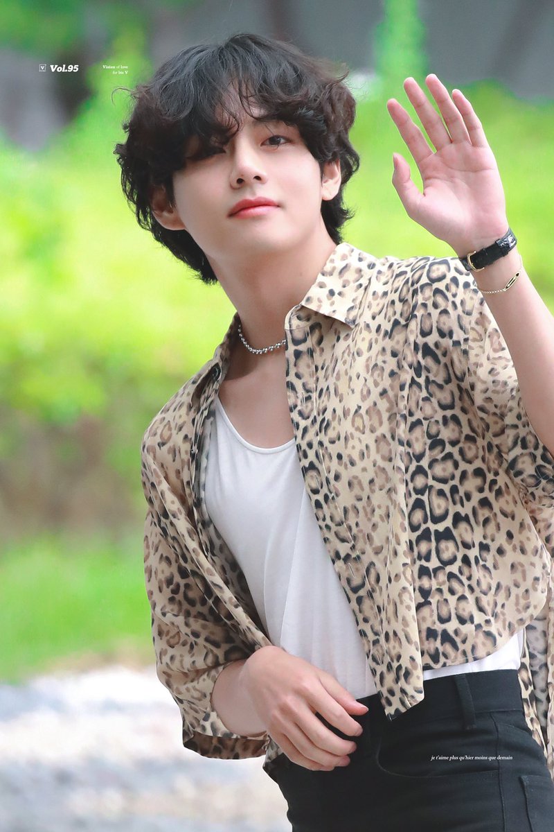 Dirlan chigaboyz (@kiimtaevhyung) on Twitter photo 