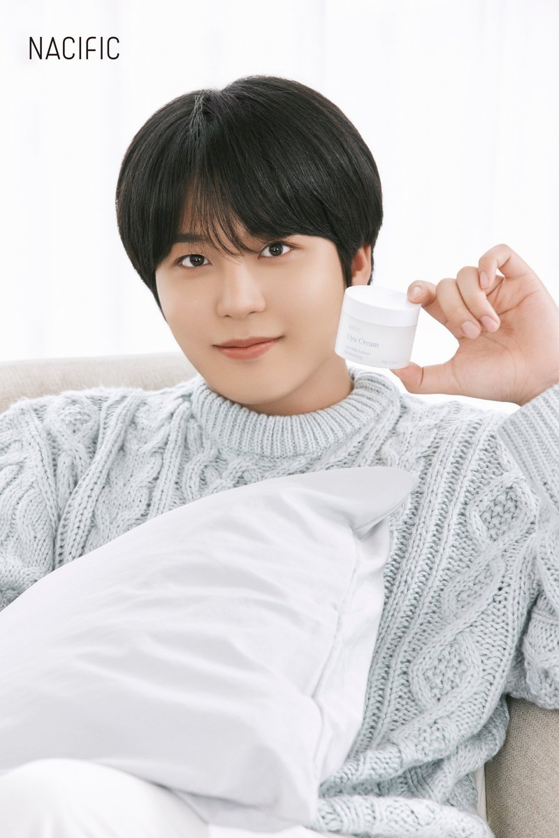 𝙉𝘼𝘾𝙄𝙁𝙄𝘾 𝙓 𝘼𝙏𝙀𝙀𝙕

𝒪𝒰𝑅 𝒮𝒯𝒪𝑅𝒴📖

우유처럼 부드럽고 쫀쫀한 
네시픽 우유 크림 

#네시픽 #종호 #우유크림
#nacific #JONGHO #uyucream