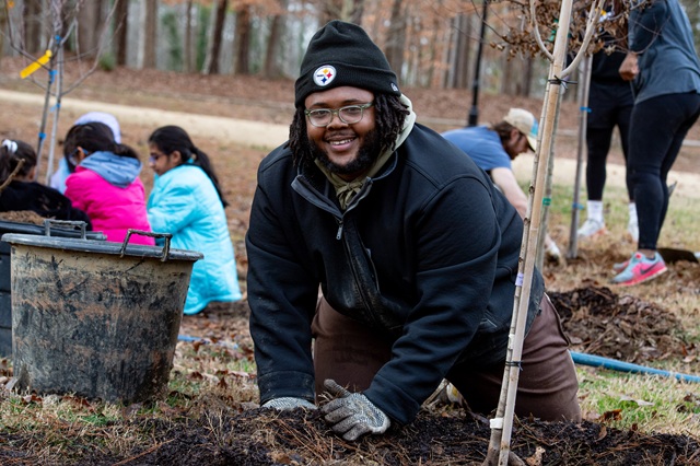 Volunteers are encouraged to register today for the City of Dunwoody’s 9th annual Martin Luther King, Jr. Day of Service on Monday, Jan. 20, 2025.
Learn more + register: bit.ly/3ZAGC0o
<a href="/TreesAtlanta/">Trees Atlanta</a> <a href="/DunwoodyNature/">Dunwoody Nature Center</a>