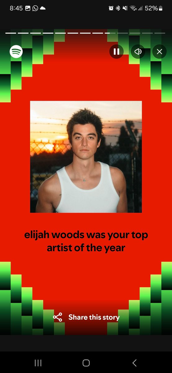 marvelgeek83's tweet photo. @ElijahWoods I think i can proudly say I'm one of your top fans lol top 0.001% actually haha https://t.co/UhdaineyZD