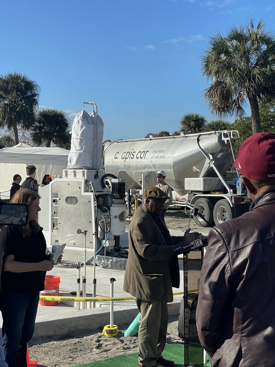 You've all seen Frank front &amp; center, but did you know that Gary is the brain behind #3Dprinting operations? 

Our mixing and pumping unit Gary has the important job of ensuring a consistently high print quality 🤖 💦

The second pic shows Gary working on site! 
#construction