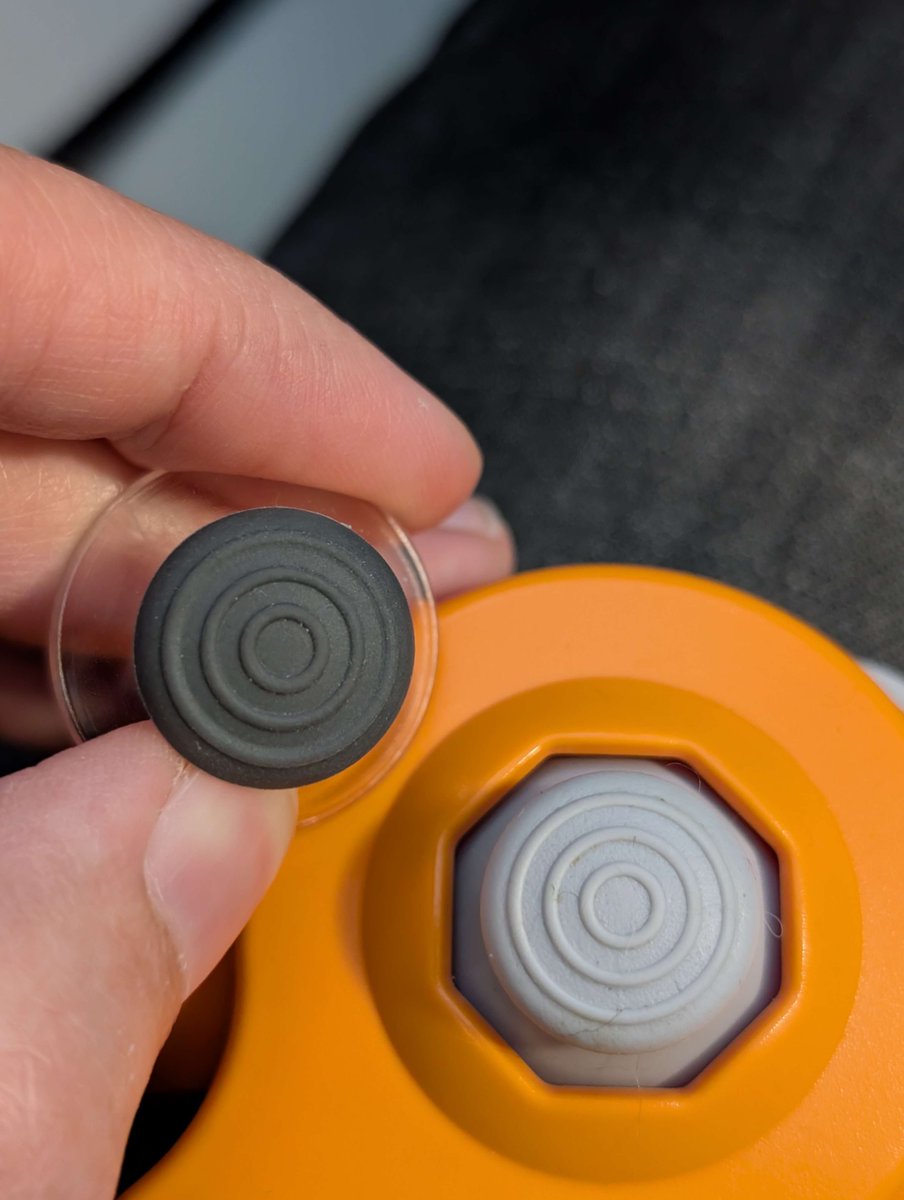 Mitch - Design & Gaming Hardware tweet media