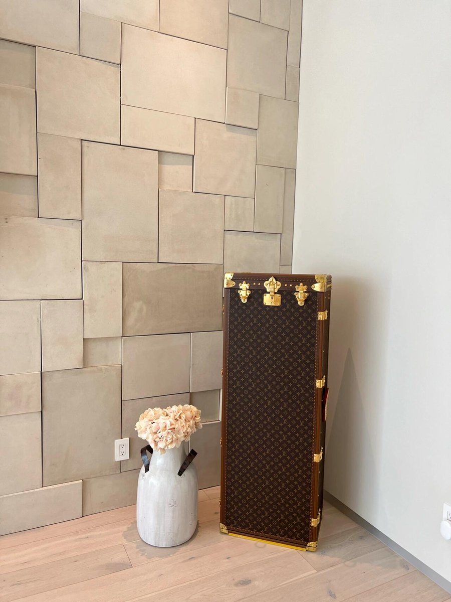 juliamariecagno's tweet image. Taking the day to recharge at home. ☕📚 Cozy inside, cold outside. Sometimes the best way to rest is simply being with yourself. #StayHomeVibes #RechargeDay #SelfCare #CozyMoments