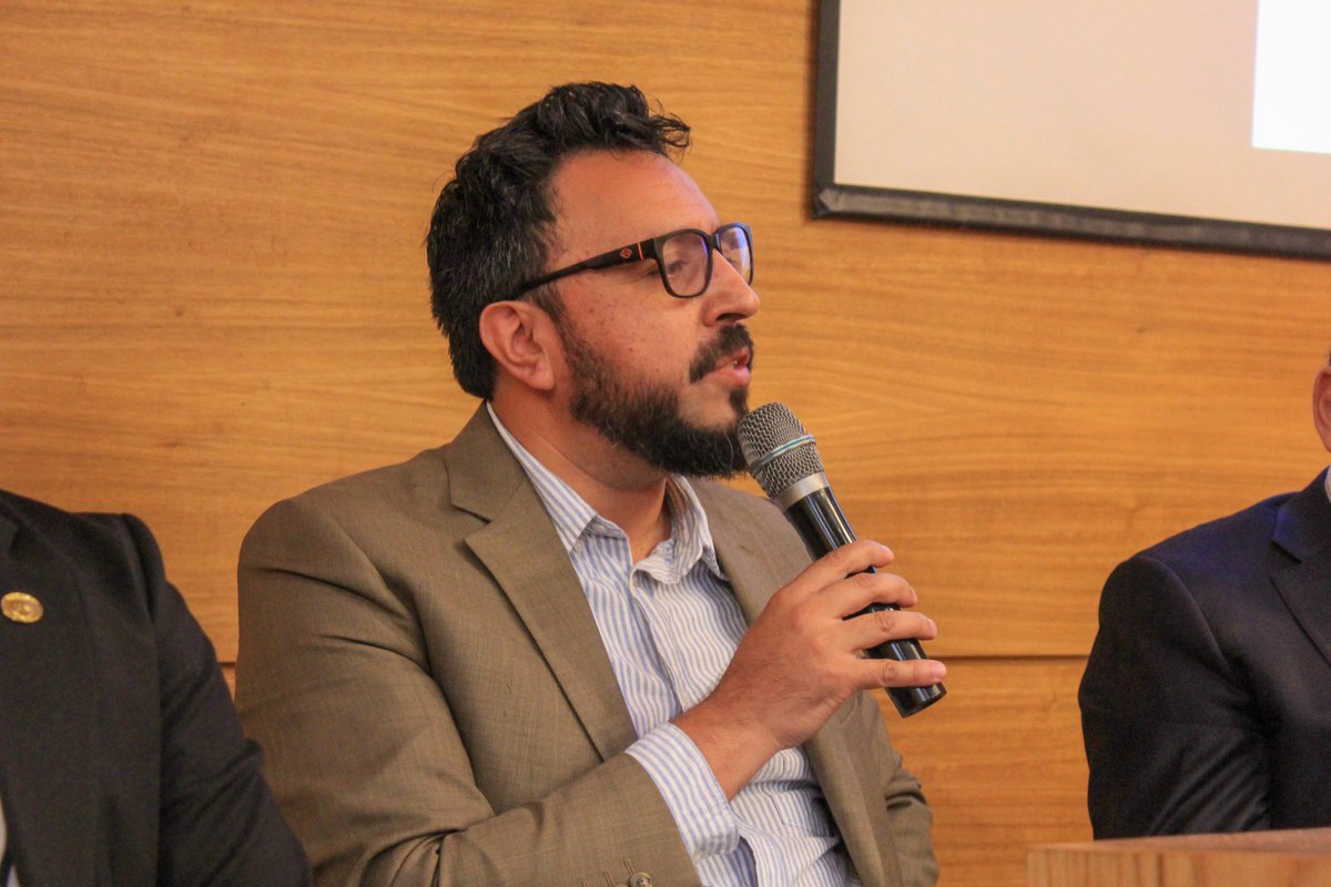 EduPublicaCL's tweet photo. Bajo el título "Territorios que enseñan, innovación que inspira", el II Congreso Pedagógico organizado por el SLEP Barrancas y la Universidad Autónoma de Chile reunió a expertos nacionales e internacionales para reflexionar sobre educación inclusiva y transformadora 🌟 https://t.co/kmamjd5kpf