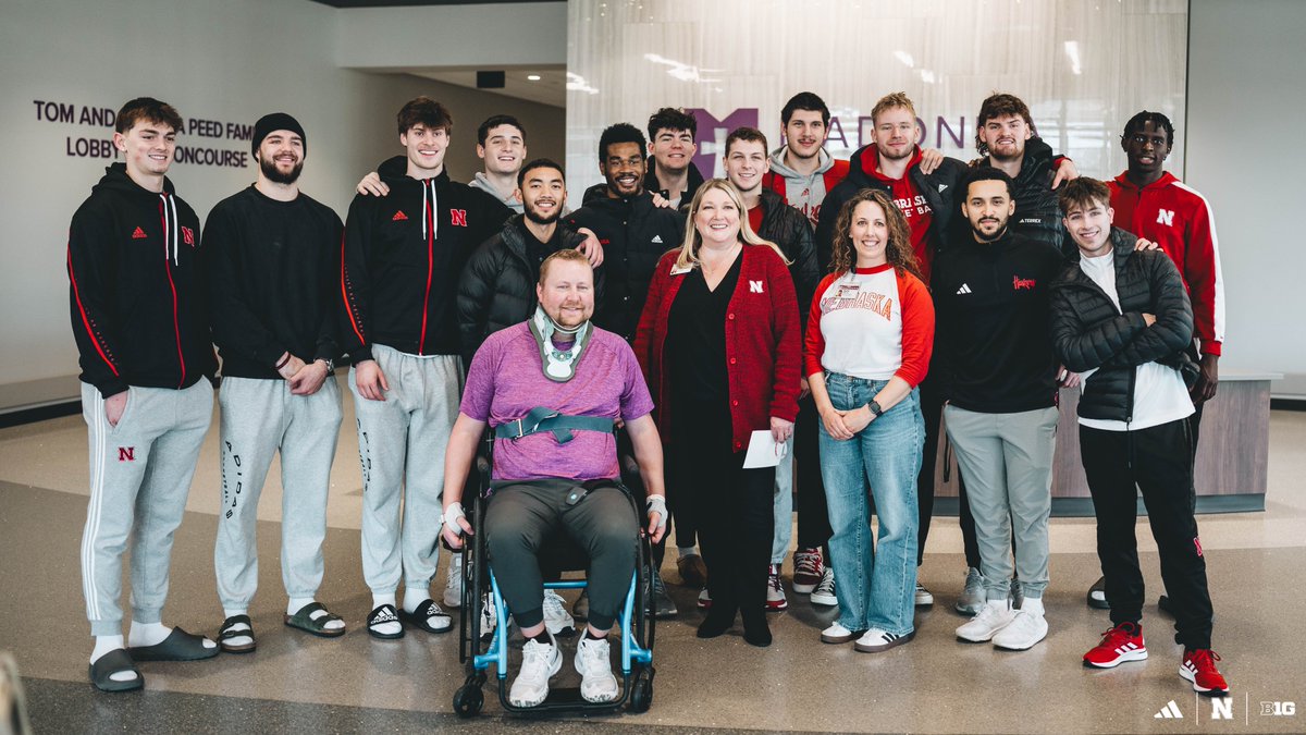 Stopped in to see our friends over at <a href="/Madonnarehab/">MadonnaRehabHospitals</a> 👋