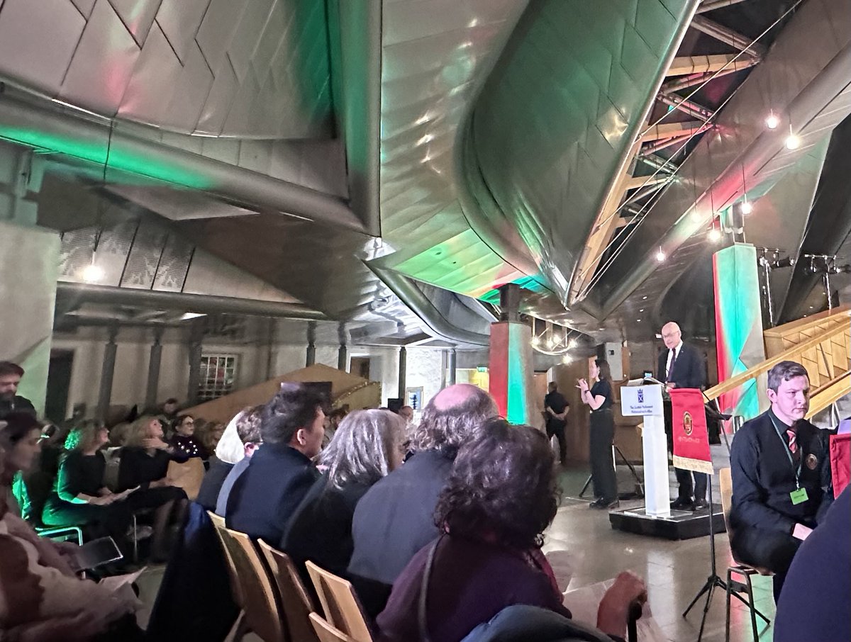 markashbishop's tweet photo. Real pleasure to be invited to the annual carol concert in the Scottish Parliament. Not far to walk over the road from Dynamic Earth. Great the main party leaders did the readings — standing together feels right for the festive period ⁦@ScotParl⁩ ⁦@ourdynamicearth⁩ https://t.co/mSASsHklrH