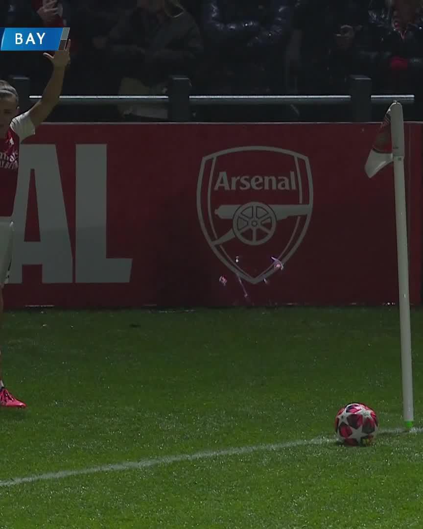 🤝 Corners and goals in the Arsenal v. Bayern clash.Russo makes it 2-2!Watch live for free on DAZN ▶️  #UWCLonDAZN #UWCL