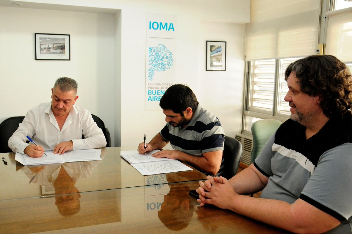 homerogiles's tweet photo. IOMA ELIMINA LA INTERMEDIACIÓN ECONÓMICA DE FEMEBA. HISTÓRICO ACUERDO. 
La obra social realizará los pagos directamente a los círculos médicos, este convenio regirá a partir del 1° de enero. Siempre pensando en el derecho a la salud de las y los afiliados.

@kicillofok @nkreplak https://t.co/T0AHO7igXI