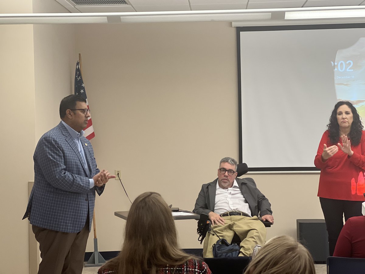 Spent some time today with paratransit advocates to continue our discussions about expanding transportation services in #ROC for people with disabilities.