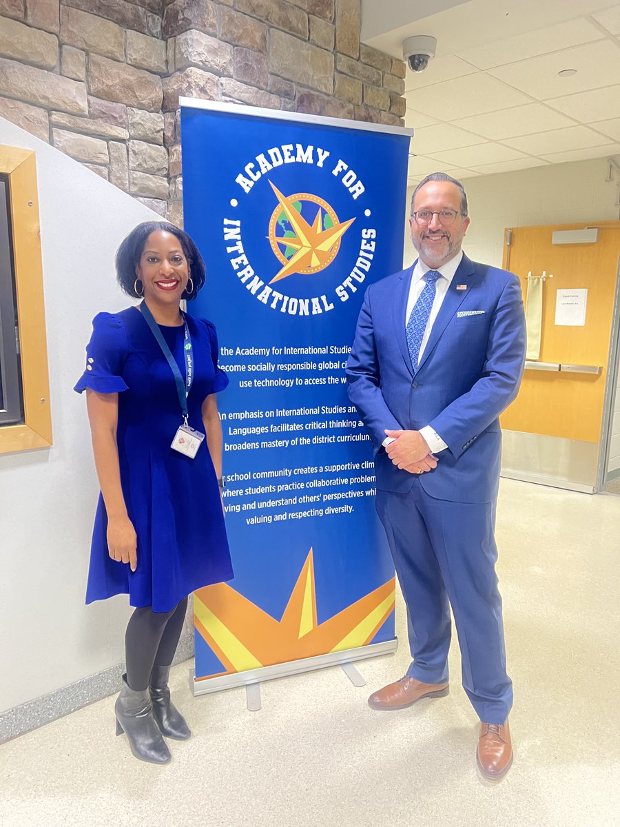 Merle Jackson (@aisprincipal) on Twitter photo Thank you to Mayor Alves for visiting AIS and for reading to our second grade students! <a href="/CityofDanbury/">City of Danbury</a> <a href="/Danburyk12/">DanburyPublicSchools</a> Thank you to Mayor Alves for visiting AIS and for reading to our second grade students! <a href="/CityofDanbury/">City of Danbury</a> <a href="/Danburyk12/">DanburyPublicSchools</a>