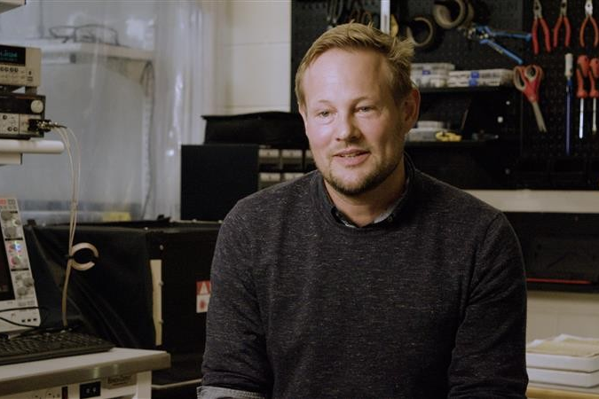 SFU Science (@sfu_science) on Twitter photo P-ONE, a neutrino detector developed and co-led by <a href="/SFUPhysics/">SFU Physics</a> prof Matthias Danninger received new funding this year. It will use a cable network several thousand kilometres wide to detect astronomical phenomena from the bottom of the Pacific Ocean.
ow.ly/zIkH50UtIJf P-ONE, a neutrino detector developed and co-led by <a href="/SFUPhysics/">SFU Physics</a> prof Matthias Danninger received new funding this year. It will use a cable network several thousand kilometres wide to detect astronomical phenomena from the bottom of the Pacific Ocean.
ow.ly/zIkH50UtIJf