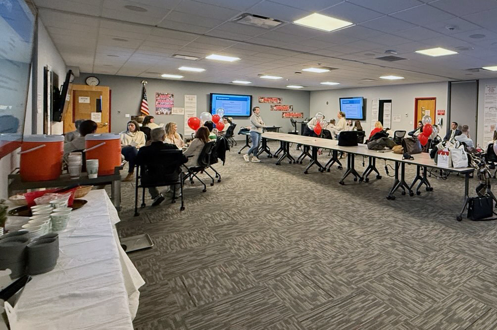 CV Middle School hosted a Common Team Time Celebration, recognizing departments' progress in achieving learning targets over the past ten weeks! Staff celebrated these accomplishments together while enjoying hot cocoa and treats—a sweet way to honor hard work and successes! ❄️✨