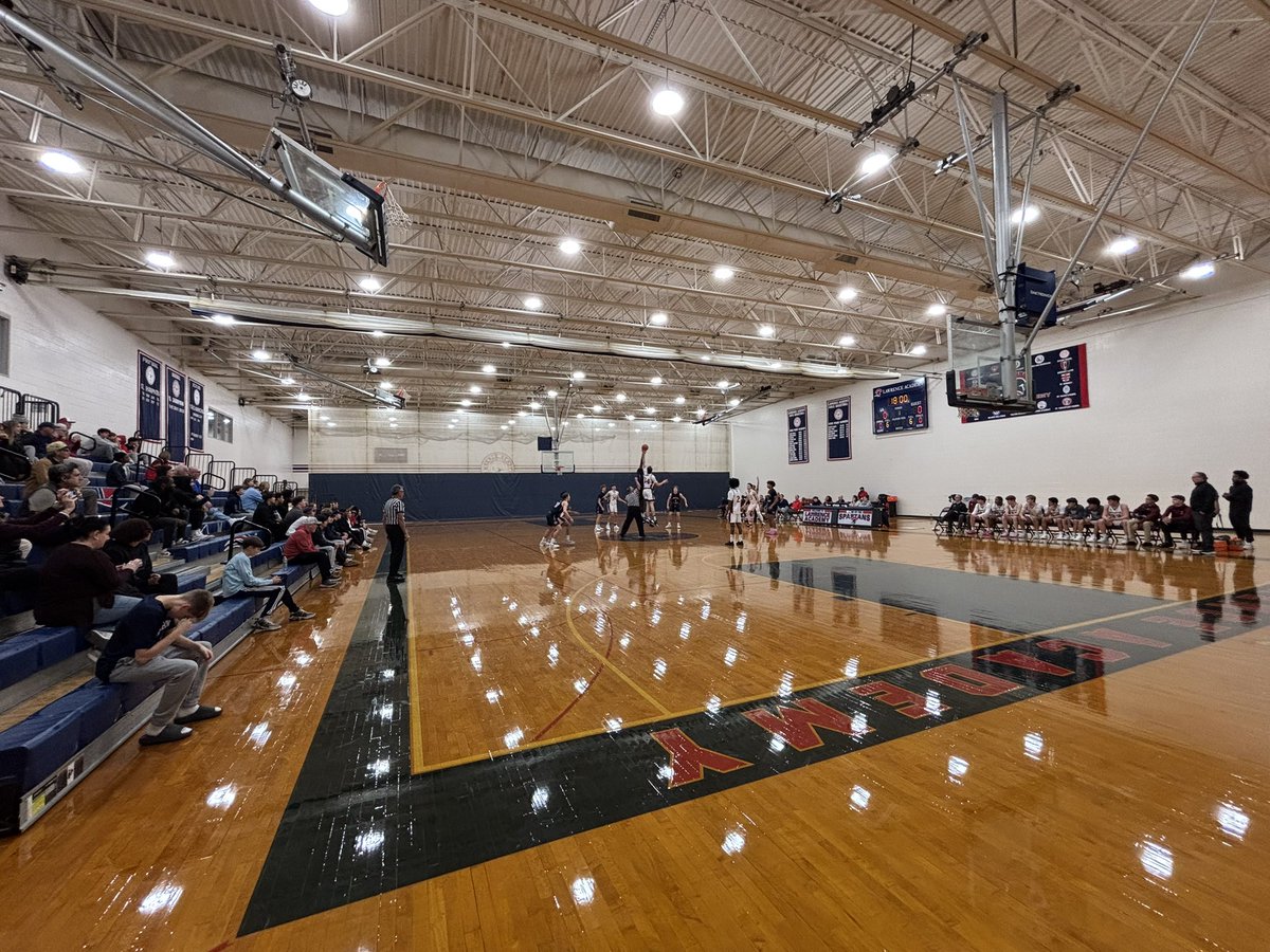 steve_hewitt's tweet photo. 📍 Stone Athletic Center

Here at Lawrence Academy as the Spartans host Worcester Academy in a big NEPSAC Class AA game. A fun matchup between two Class of 2026 (and @thebabc) stars — Lawrence’s Alex Egbuonu and Worcester’s Amir Jenkins. https://t.co/vu2mIvr8w6