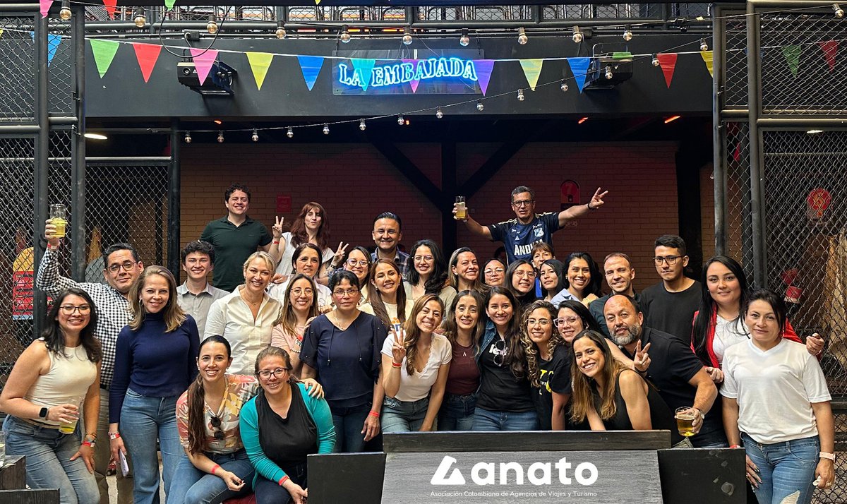 ➡️La presidente ejecutiva de ANATO, <a href="/PaulaCortesC/">Paula Cortés Calle</a>, despidió un año de trabajo, en compañía del equipo de ANATO Nacional, y los Capítulos <a href="/AnatoCentral/">ANATO Capítulo Central</a> y <a href="/AnatoMayoristas/">ANATO Capítulo Mayoristas</a>. 

😀 Estamos llenos de alegría por la gestión realizada y con muchos deseos 🌟 de continuar aportando al