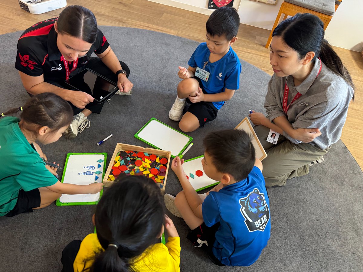 Mrs_Gilchrist's tweet image. Check out the amazing bilingual KG team @cdnishk!

Young mathematicians were exploring patterns. This team embraced their bilingual ecology by seamlessly co-planning &amp;amp; co-teaching #mathworkshop across Mandarin &amp;amp; English.

I can&apos;t wait to be back in March!
#just4you #pypchat