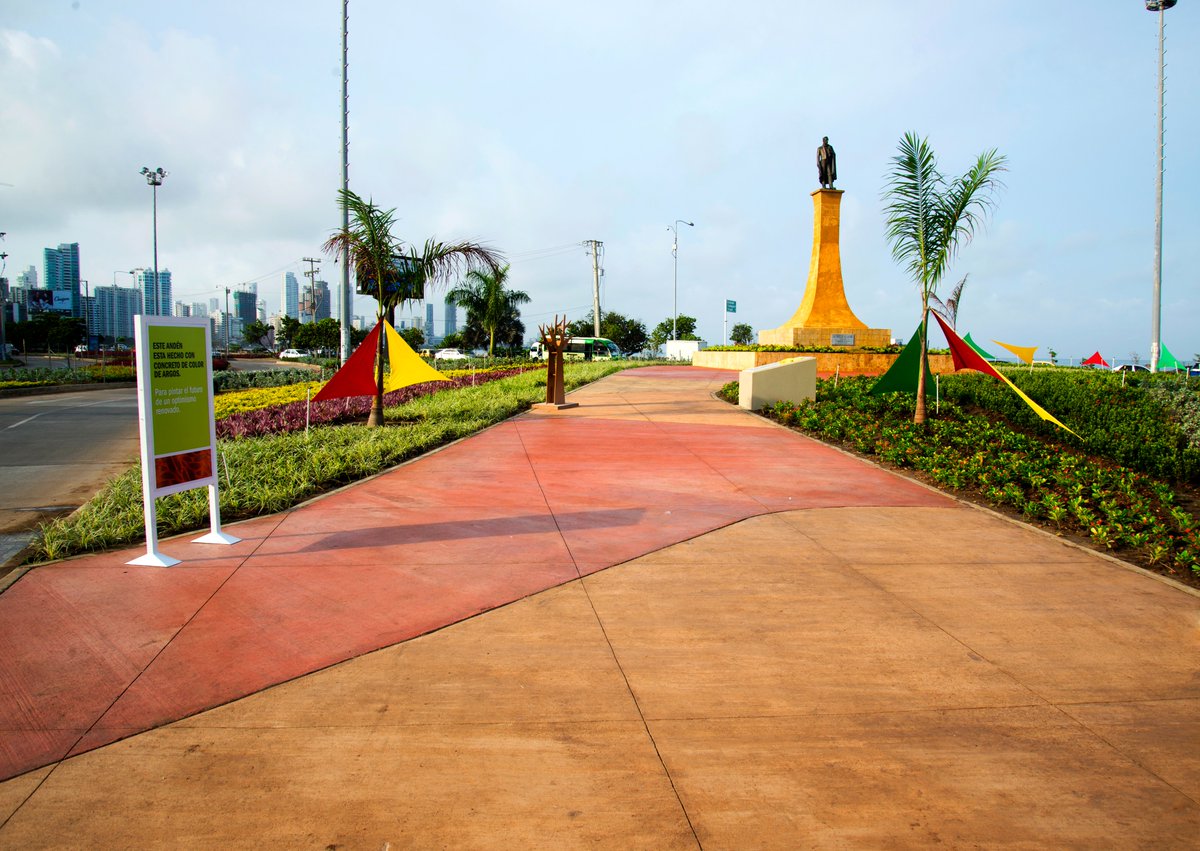 🎨 ¿Sabías que con nuestro concreto de color puedes lograr acabados únicos en interiores y exteriores?

Ideal para mobiliario urbano, pisos, pavimentos, prefabricados, senderos peatonales y espacios públicos.
Dale vida a tus proyectos con el #SelloArgos