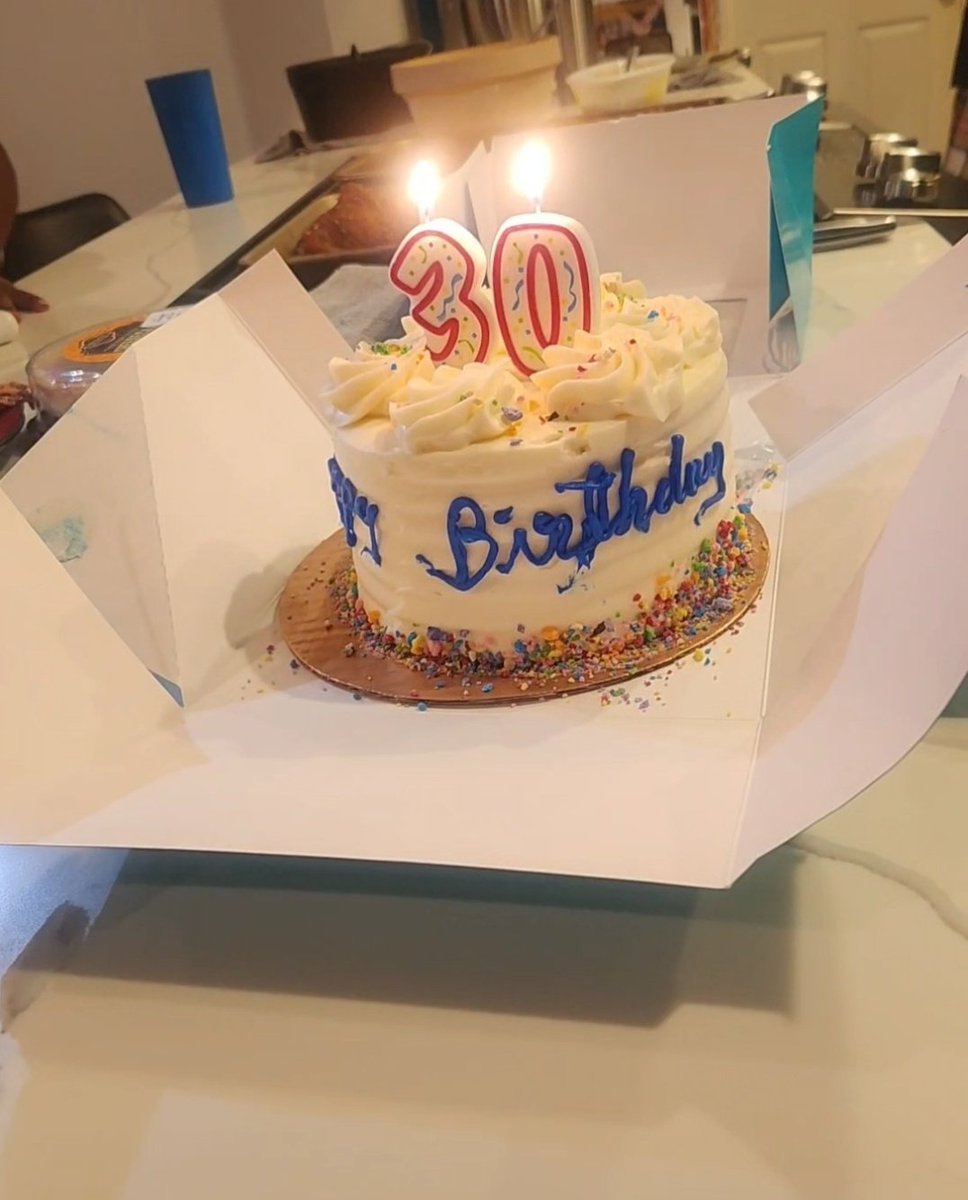 DaRealist94's tweet photo. Happy mf Birthday to me tried sum new on my nails and feet stepping  into this new Era all my freinds say their 30s were their best years so let's see what 30 has to offer more fun  experiences trips with my familiy and freinds and success amen 🙌🏾🥳🫶🏾 #30neverlookedsogood https://t.co/HgSzQrLt4v