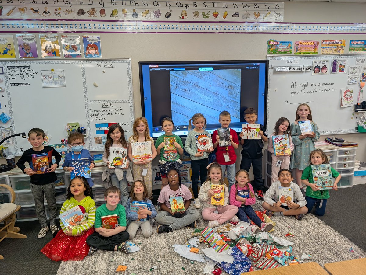 In Mrs Hills’ first grade class, they exchanged amazing books for the holidays! #readersareleaders